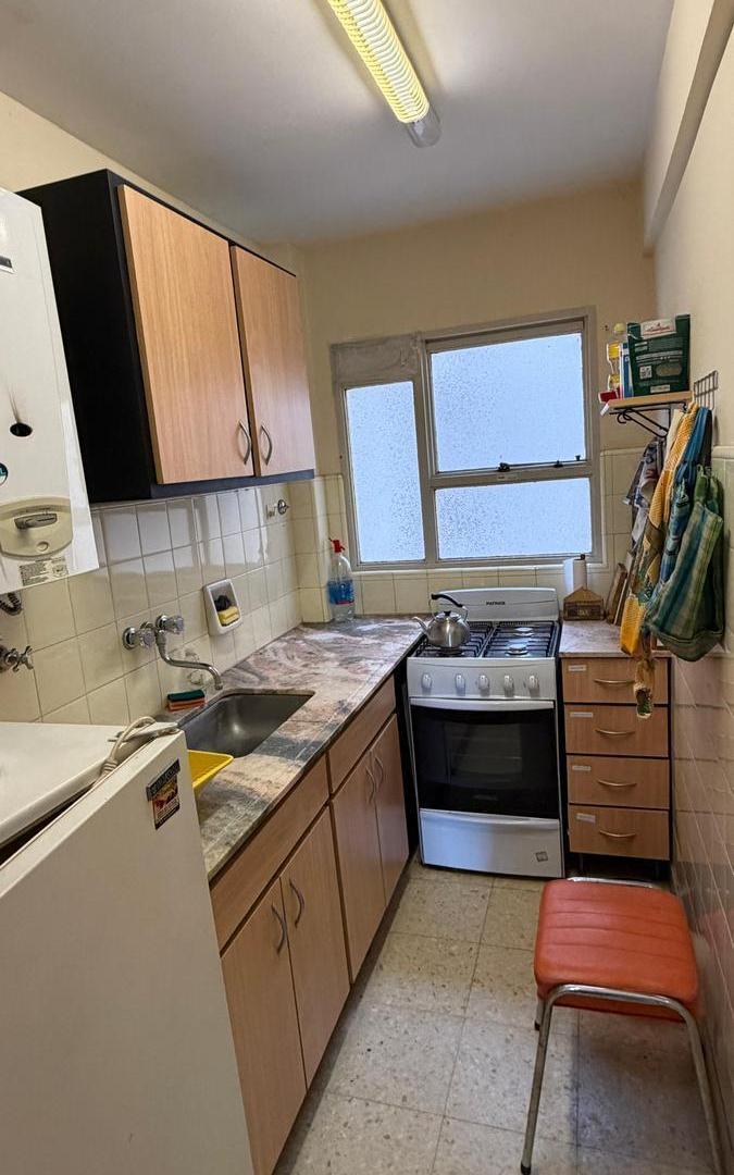 Foto de Departamento 2 Ambientes al contrafrente. Brown al 1400 (Zona Güemes), imagen 4