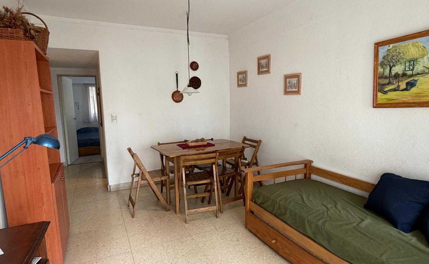 Foto de Departamento 2 Ambientes al contrafrente. Brown al 1400 (Zona Güemes), imagen 3