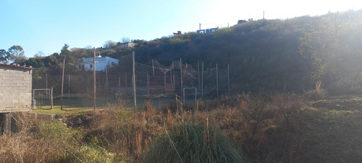 Venta Lote con Local Comercial en El Pueblito (Salsipuedes) 4
