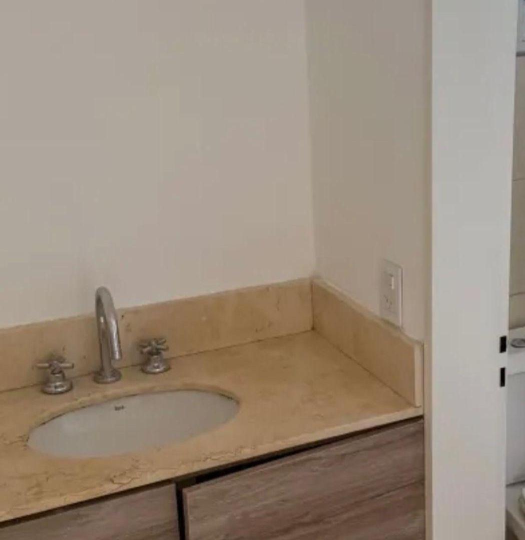 Foto de SE VENDE HERMOSO DUPLEX TRES DORMITORIOS ZONA NORTE, imagen 5