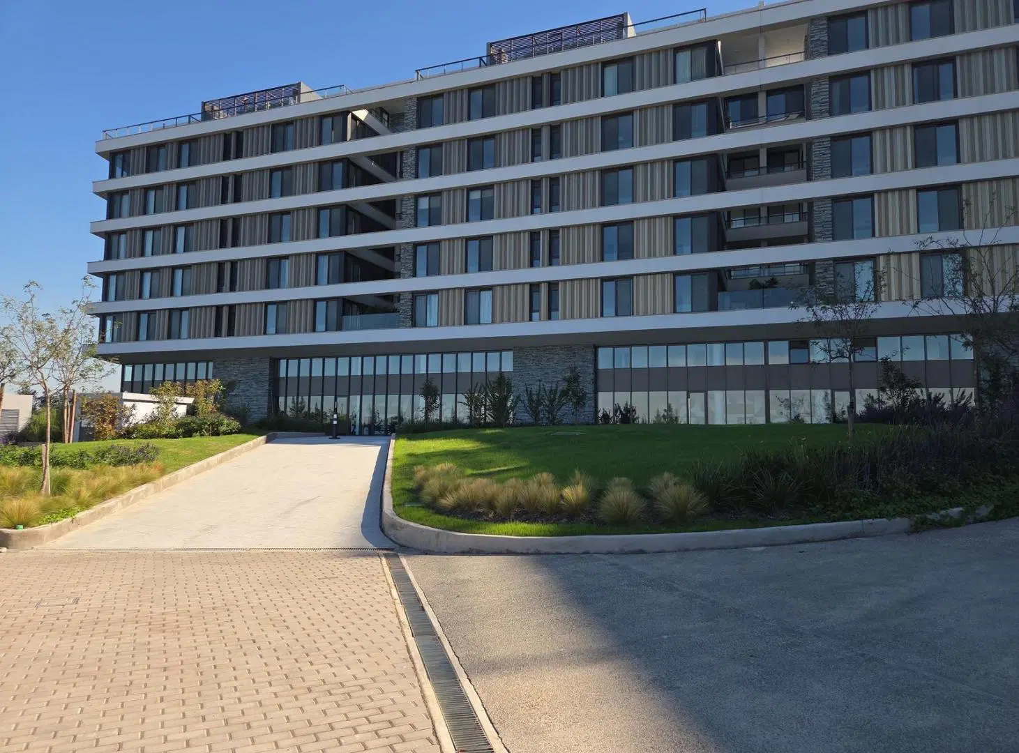 Departamento en Venta  3 Ambientes con Escritorio y 2 Cocheras 4