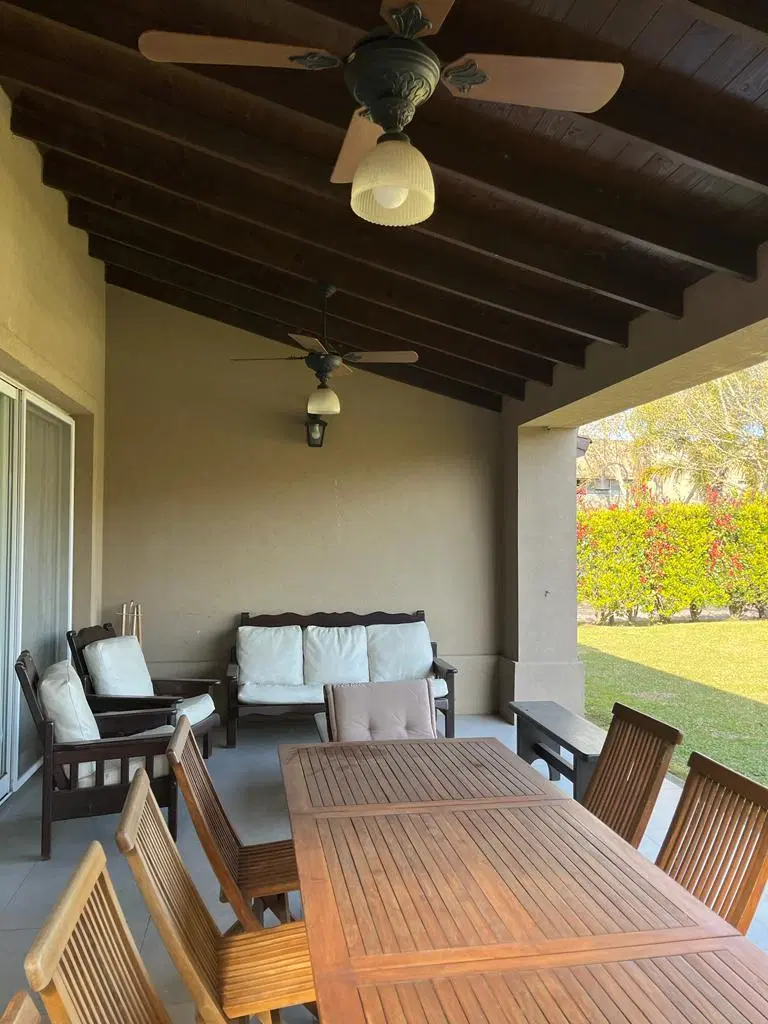 Casa en Alquiler Temporal Barrio La Laguna Rincón de Milberg 4