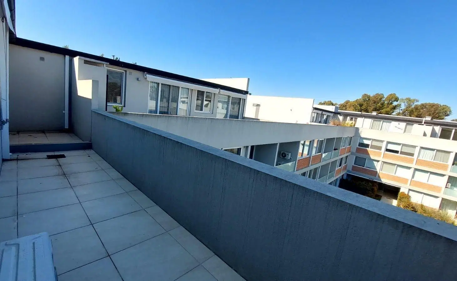 Alquiler Departamento 1 Ambiente con parrilla y terraza en Villa Los Remeros 4