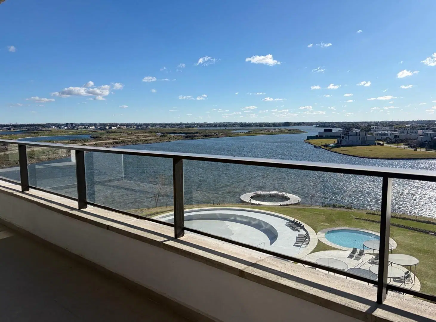 Departamento en Oceana Nordelta 4