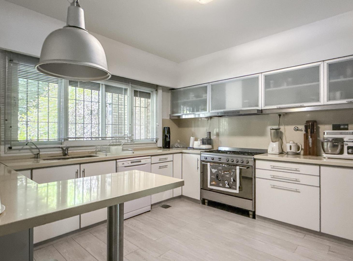Foto de Lindísima casa en venta Martinez c/ cancha de paddle - excelente, imagen 4