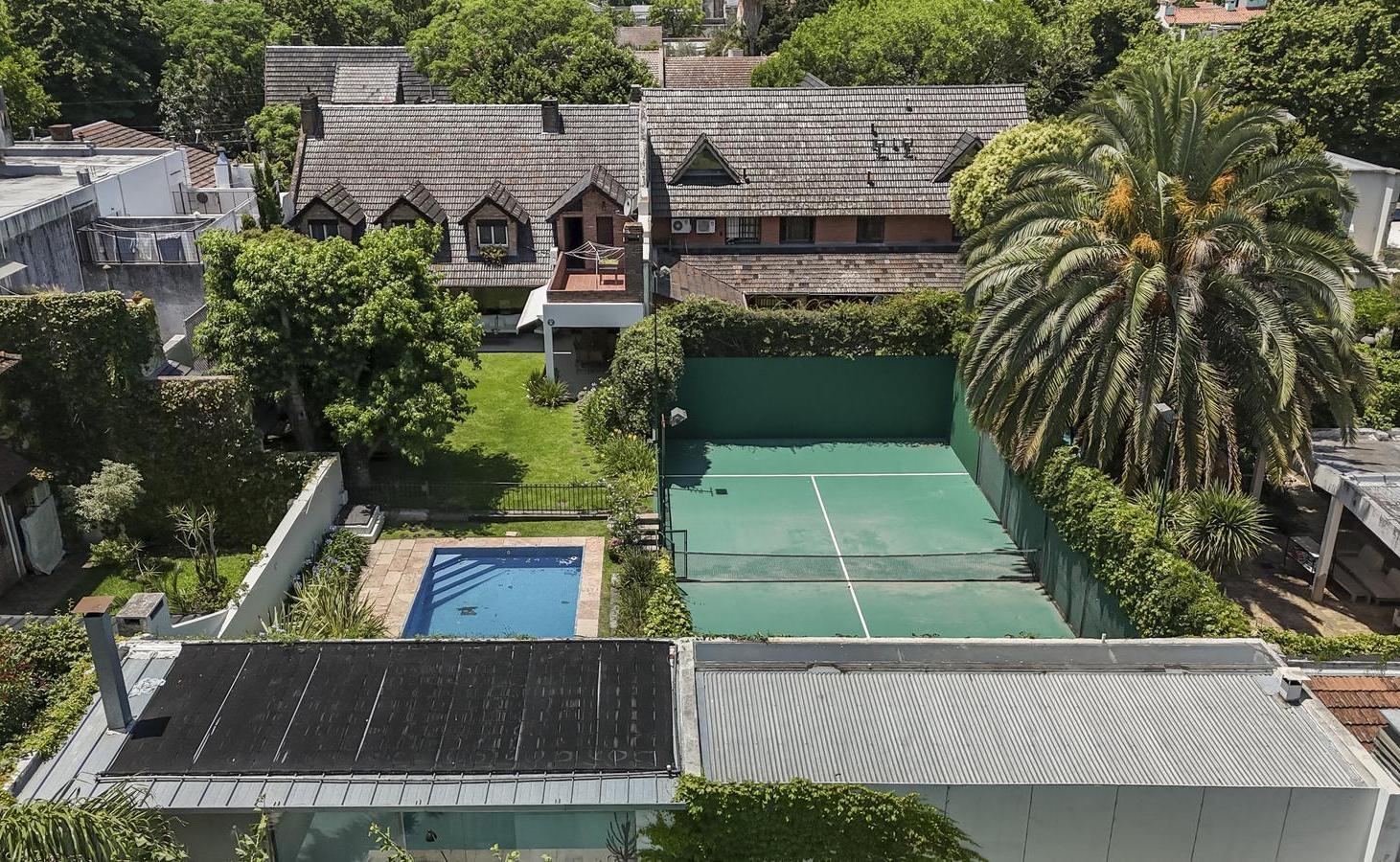 Foto de Lindísima casa en venta Martinez c/ cancha de paddle - excelente, imagen 2