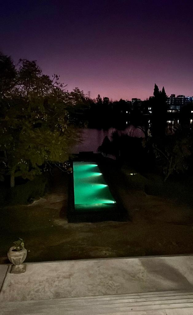 Foto de Barrio Altamira - Casa a la laguna en venta, imagen 4