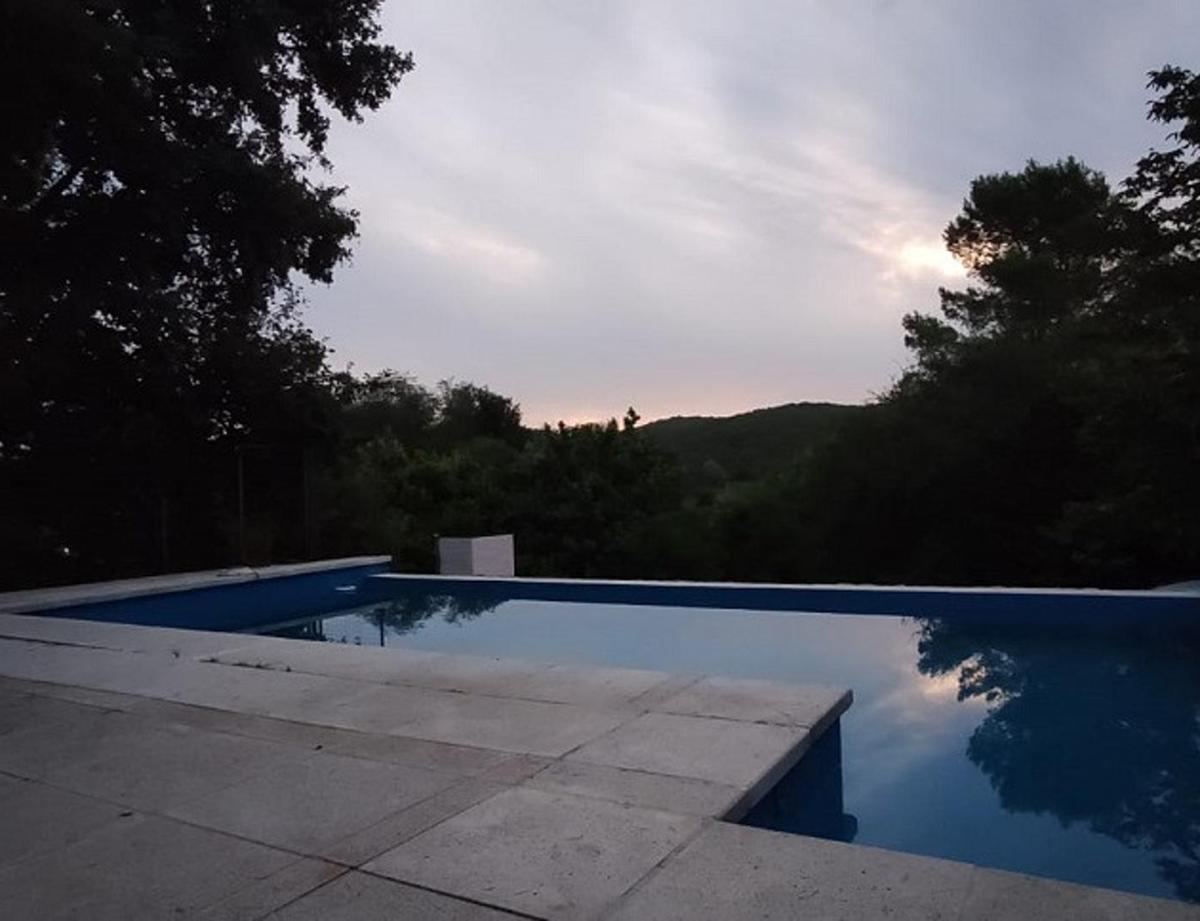Casa Dos Dorm a Orillas del Río Anisacate - Villa Los Aomos 4
