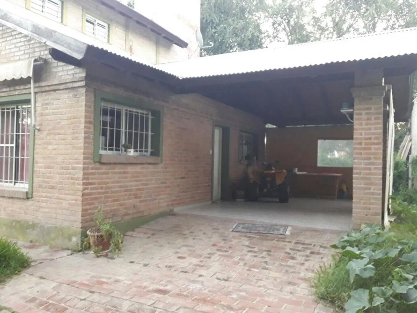 Casa exc. de 2 o 3 dorm. gran terreno. Anisacate - Cba. 4