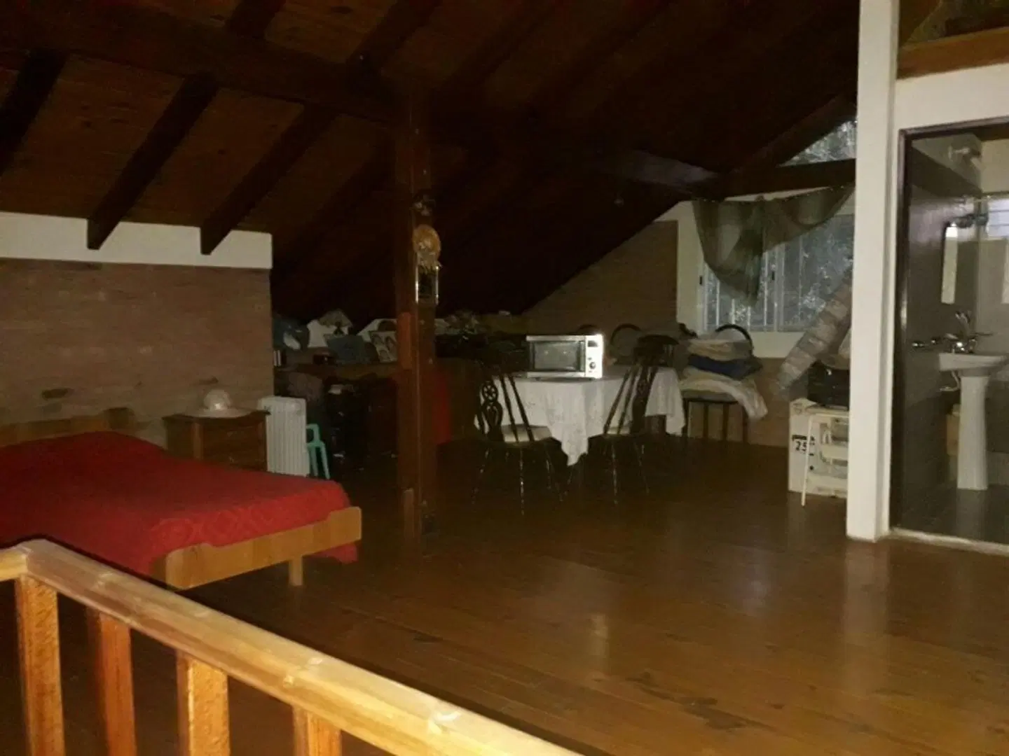 Casa exc. de 2 o 3 dorm. gran terreno. Anisacate - Cba. 5
