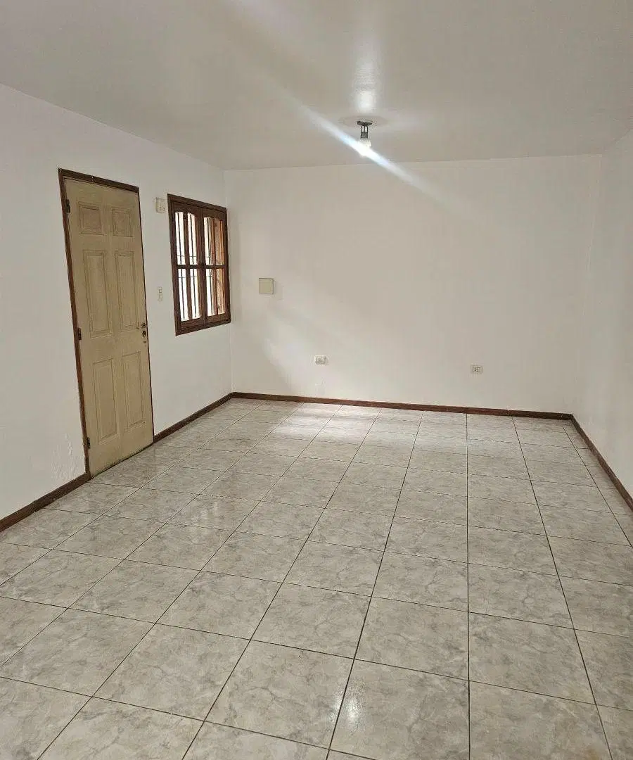 ALQUILA DEPARTAMENTO B° Jardines de Estrada- Gllén. 5