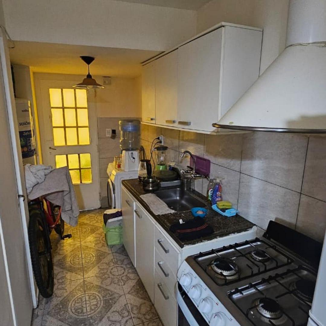 Foto de (2) DUPLEX DE 3 DORMITORIOS C/U- Bª CHAMPAGNAT - EL CHALLAO - 88 M2 USO, imagen 4
