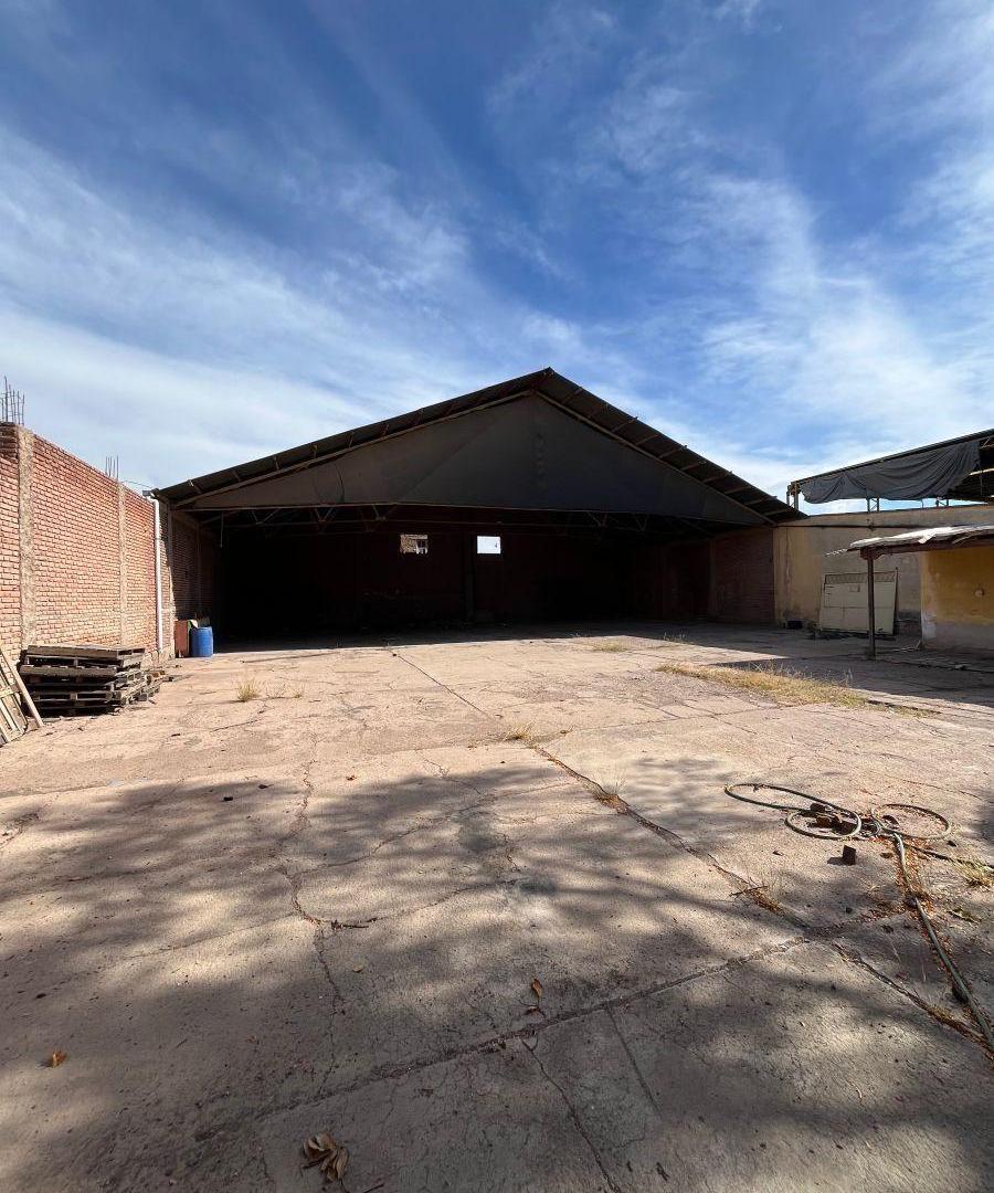 Foto de MAIPÚ CENTRO | 1.100 M² TOTALES | GALPÓN 350 M² | OFERTAS DE CONTADO, imagen 1
