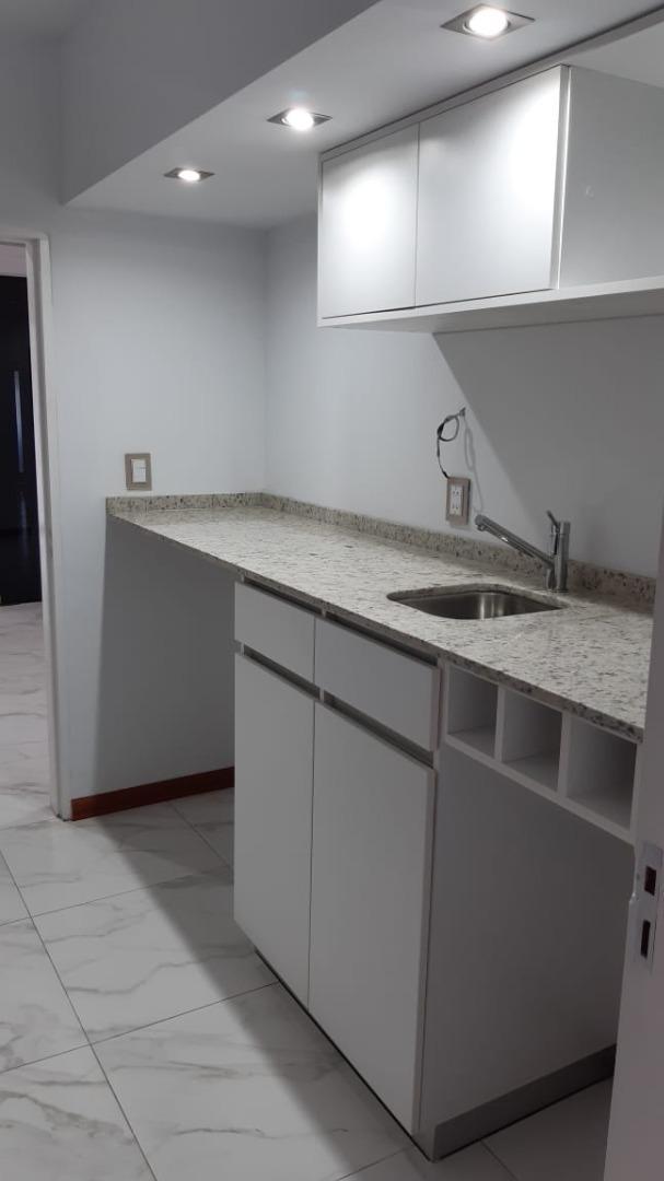 Piso Exclusivo - Edificio Hermes - 1ra. Junta 2507 1