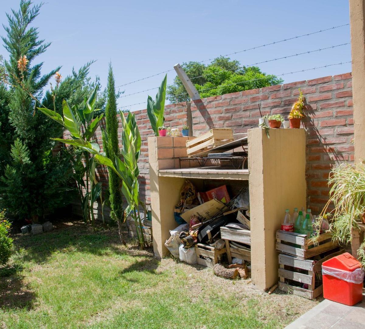 Excelente Propiedad en Venta - Bosque La Salle - Colastine 1