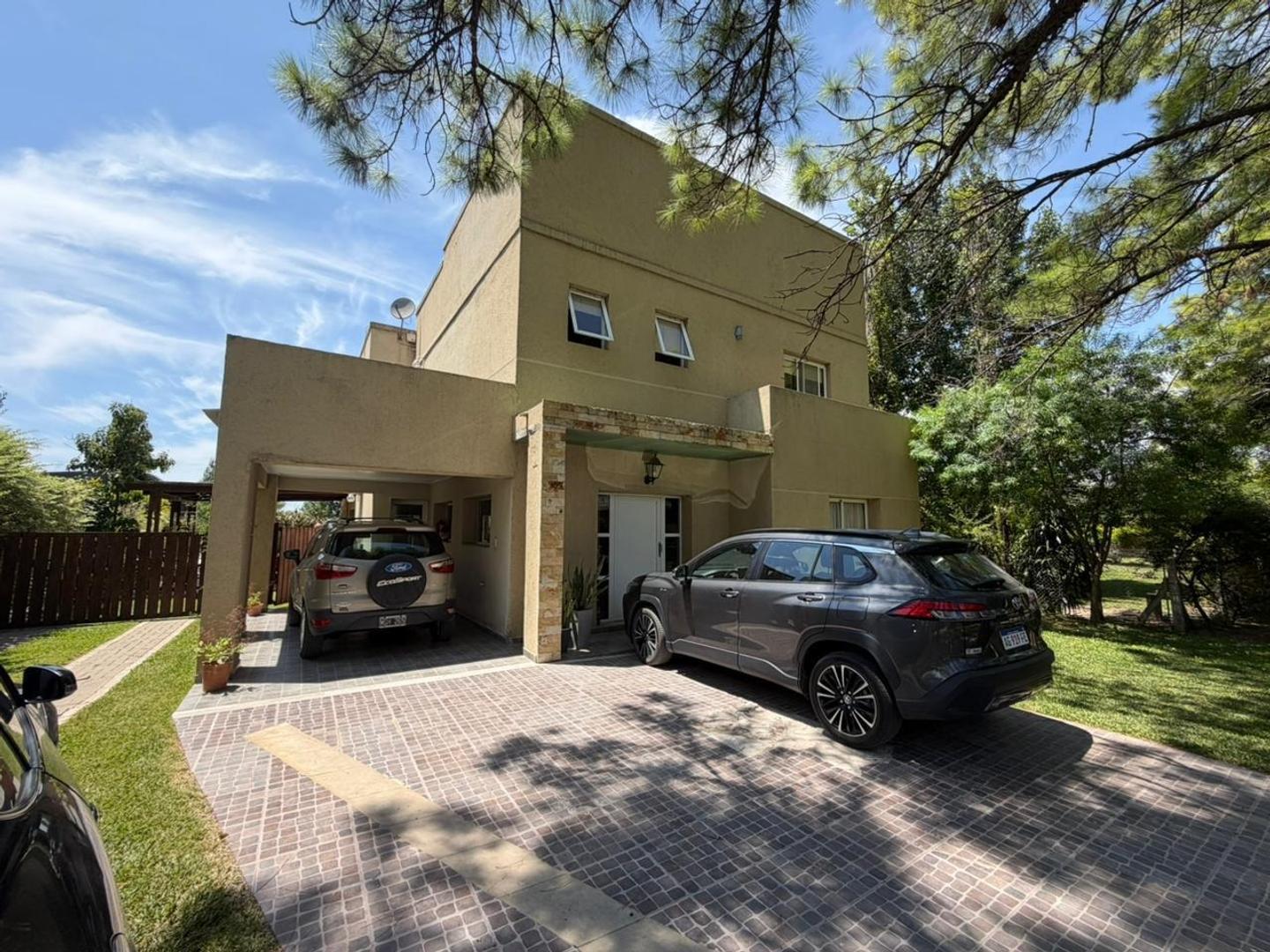 EXCELENTE PROPIEDAD EN VENTA COUNTRY EL PINAR