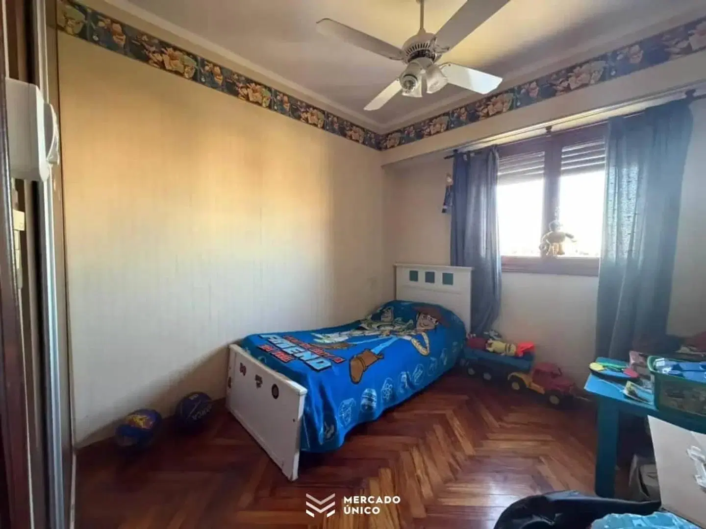 DEPARTAMENTO 3 DORMITORIOS - BARRIO ROMA 1