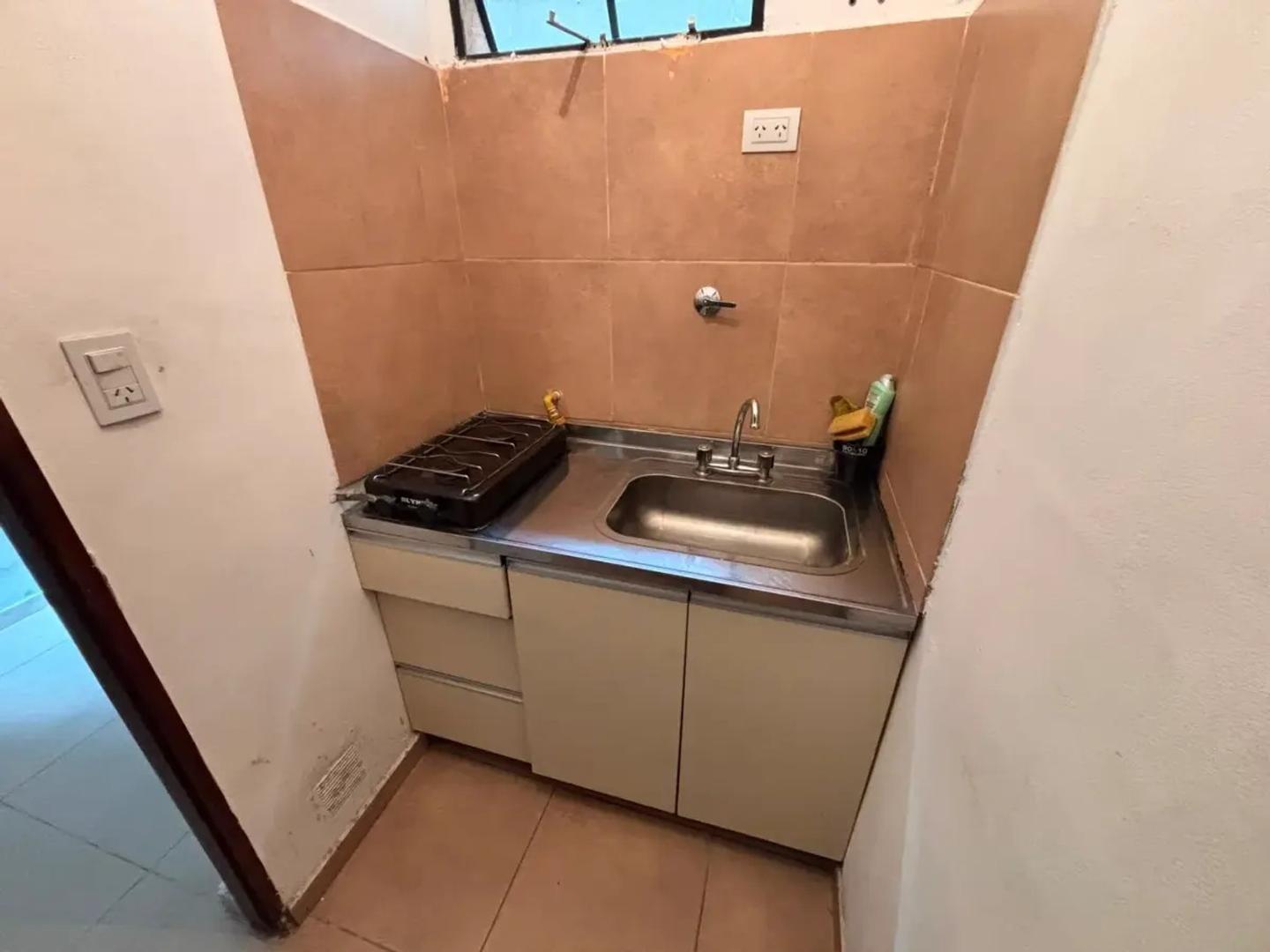 Foto de LOCAL - BARRIO CENTRO - HIPÓLITO IRIGOYEN 2454, imagen 1