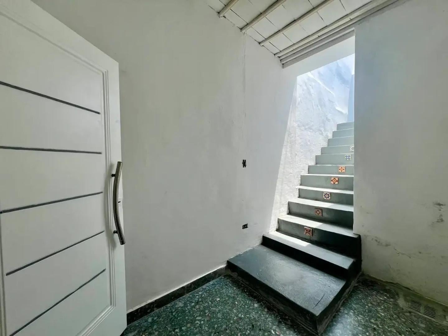 Foto de DEPARTAMENTO - BARRIO CENTRO - IRIGOYEN FREYRE 2842, imagen 2