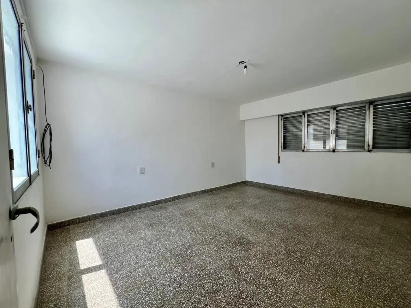 Foto de DEPARTAMENTO - BARRIO CENTRO - IRIGOYEN FREYRE 2842, imagen 5