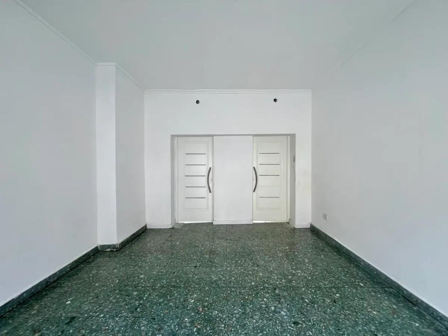 Foto de DEPARTAMENTO - BARRIO CENTRO - IRIGOYEN FREYRE 2842, imagen 1