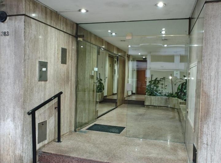 FLORESTA S/PISO 3 AMB FTE BCON CORRIDO TODO A NUEVO U$S94.000 2