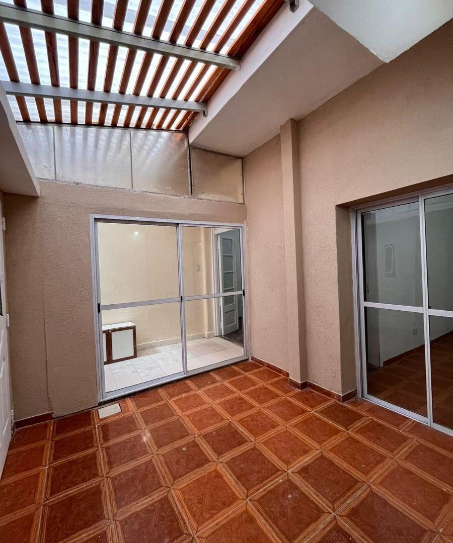 Foto de PH LINIERS 2/3 AMB S/EXP PATIO REFACCIONADO U$S 59.000, imagen 4
