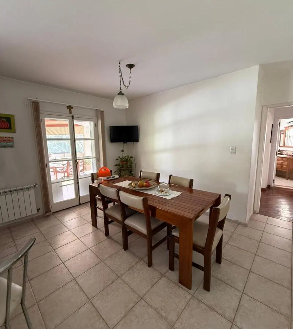 CASA A LA VENTA COUNTRY LOMAS DE LA CAROLINA 2