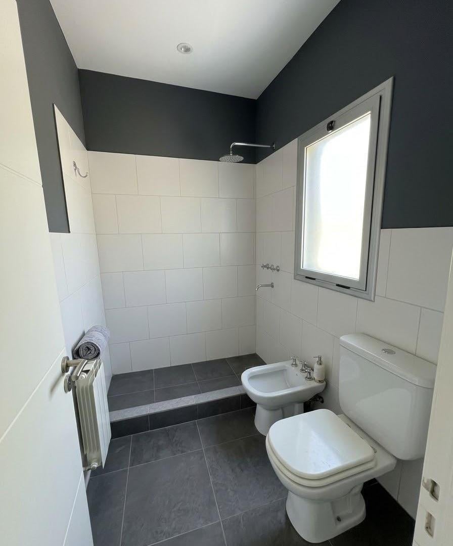 Foto de CASA EN ALQUILER LA RUFINA ZONA PLANA, imagen 3