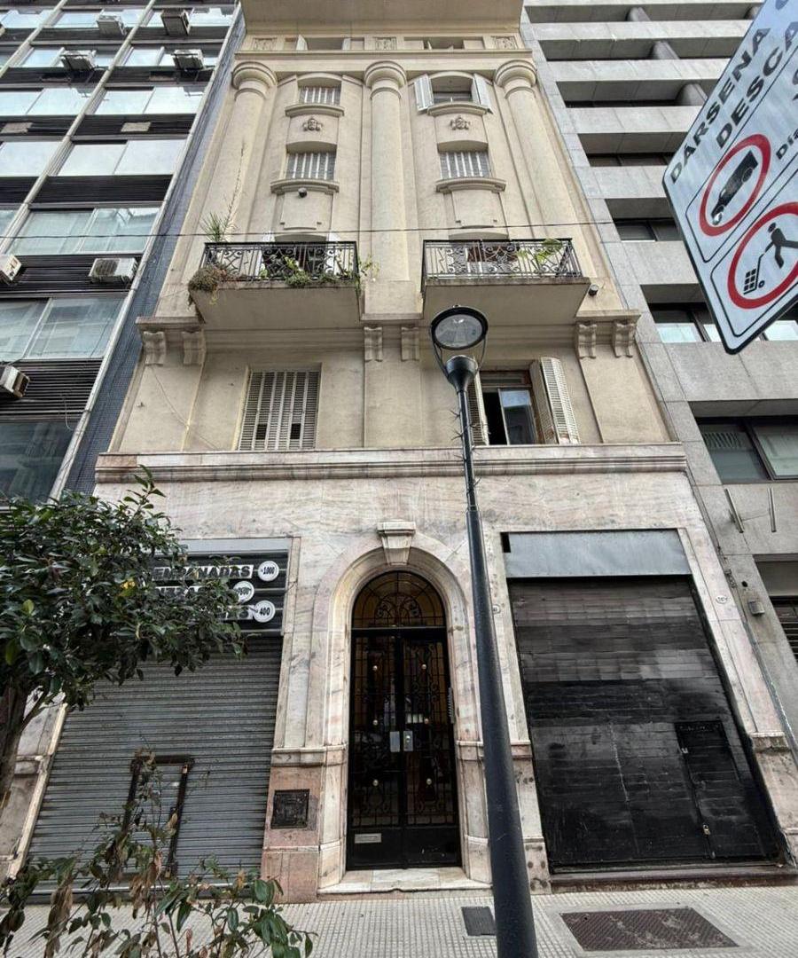 Venta Departamento en Retiro – Edificio clásico, Apto profesional