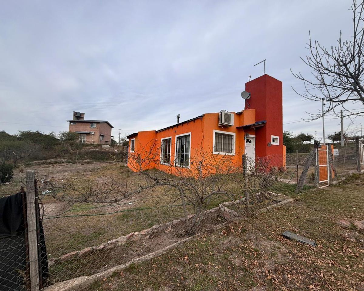 Casa en Venta de 2 Dorm. en Estancia Vieja 4