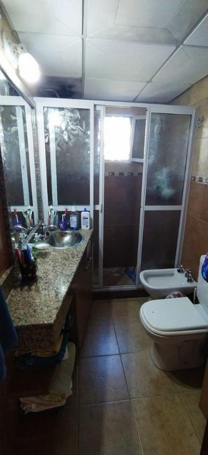 Casa en Venta de 2 Dorm. C/ Cochera en Tanti 4