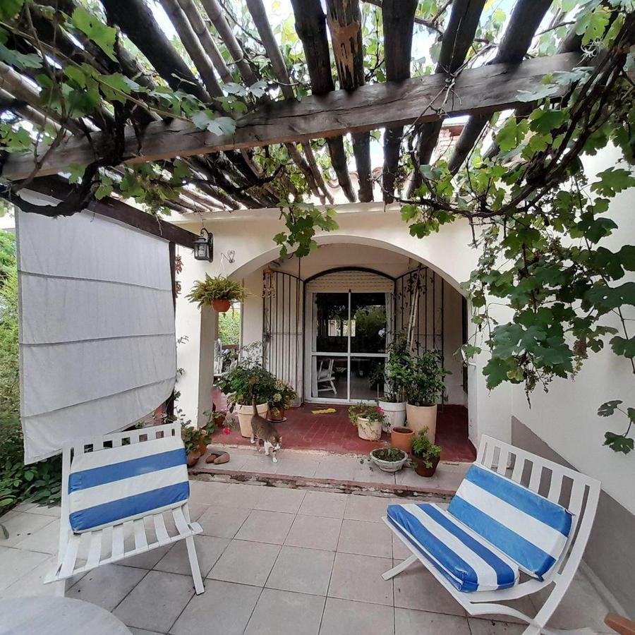 Casa en Venta de 3 Dorm. C/ Cochera en Playas de Oro 2