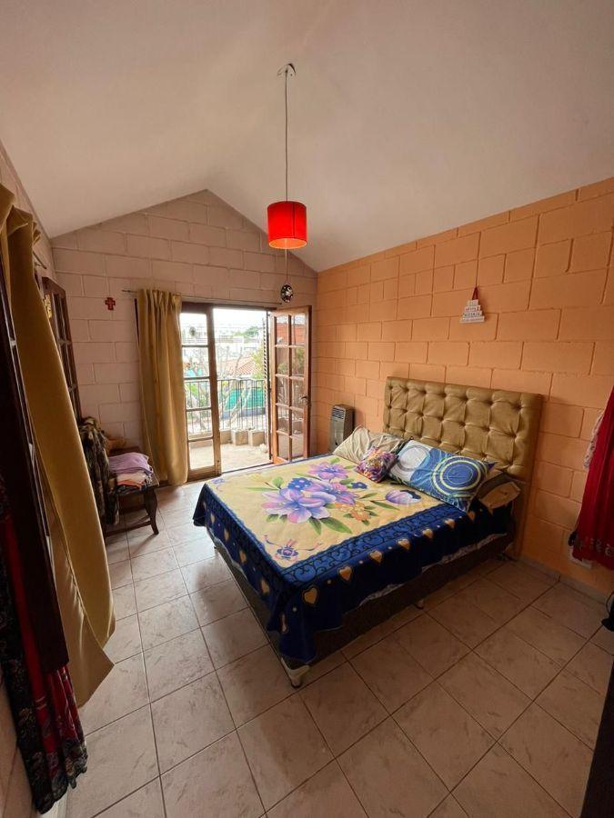 Dúplex en Venta de 3 Dorm. C/ Cochera en Santa Rita 2