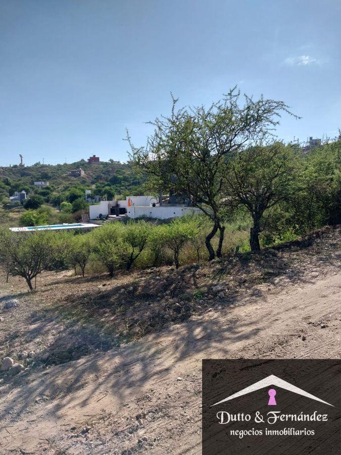 Terreno / Lote en Venta de 796 m² Ubicado en Estancia Vieja 1