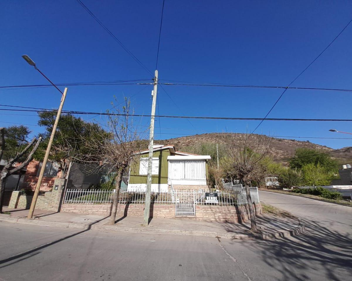 Se Vende Casa en Villa Carlos Paz, Barrio Alto de San Pedro de Dos Dorm.. 4