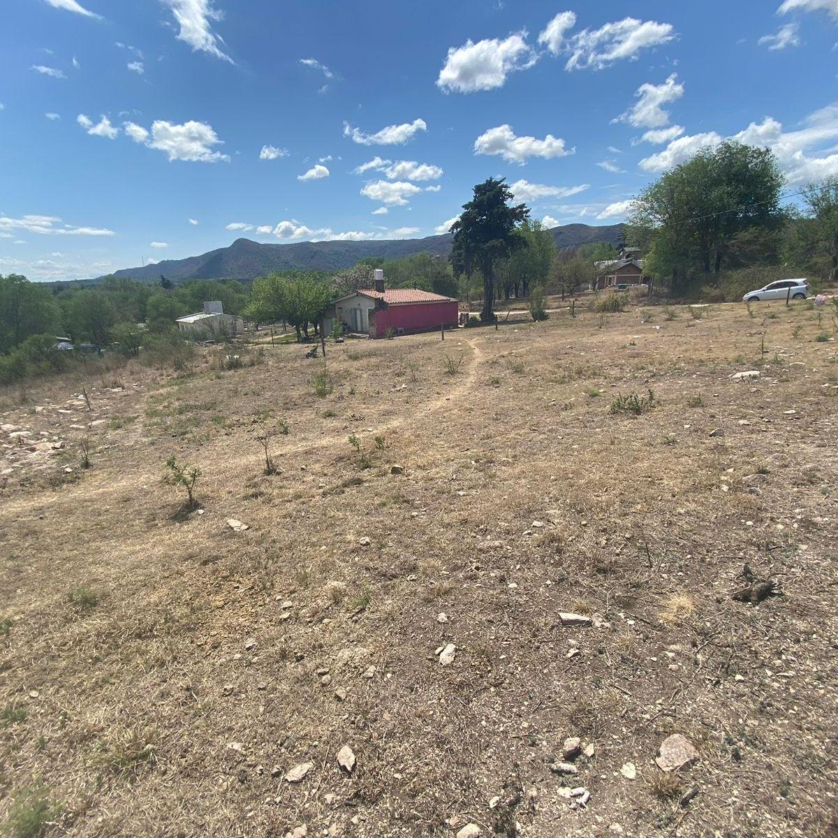 Se Vende Terreno en Santa Monica - Calamuchita 2