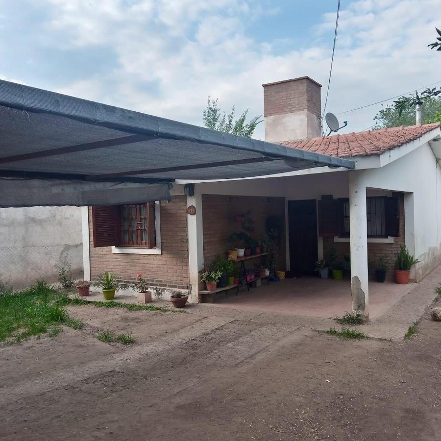 Casa en Venta de 3 Dorm. C/ Cochera en Villa Santa Cruz del Lago 2