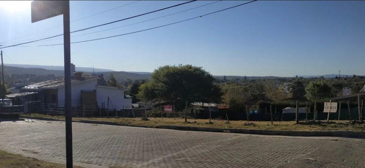 Se vende Terreno en Villa Carlos Paz, Barrio Villa Independencia.
