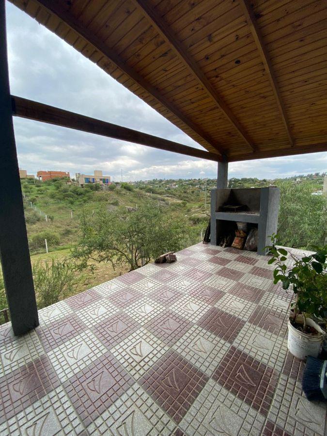 Casa en Venta de 3 Dorm. C/ Cochera en Estancia Vieja 3