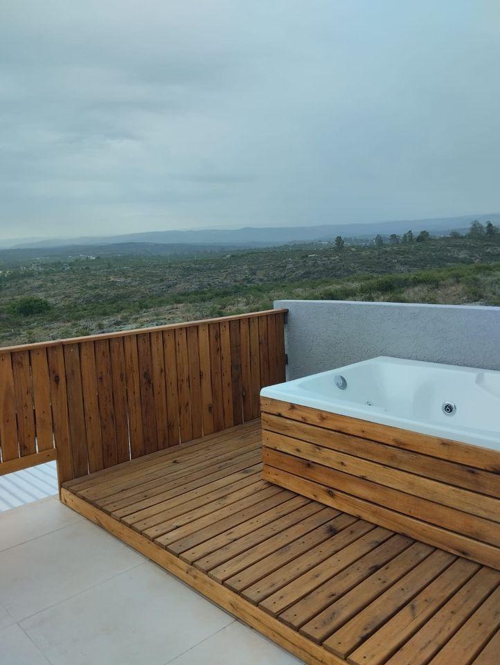 Se Vende Casa en Estancia Vieja con Pileta 3