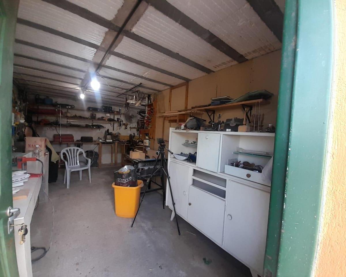 Se Vende Casa Más Departamentos en Villa Parque Siquiman 5