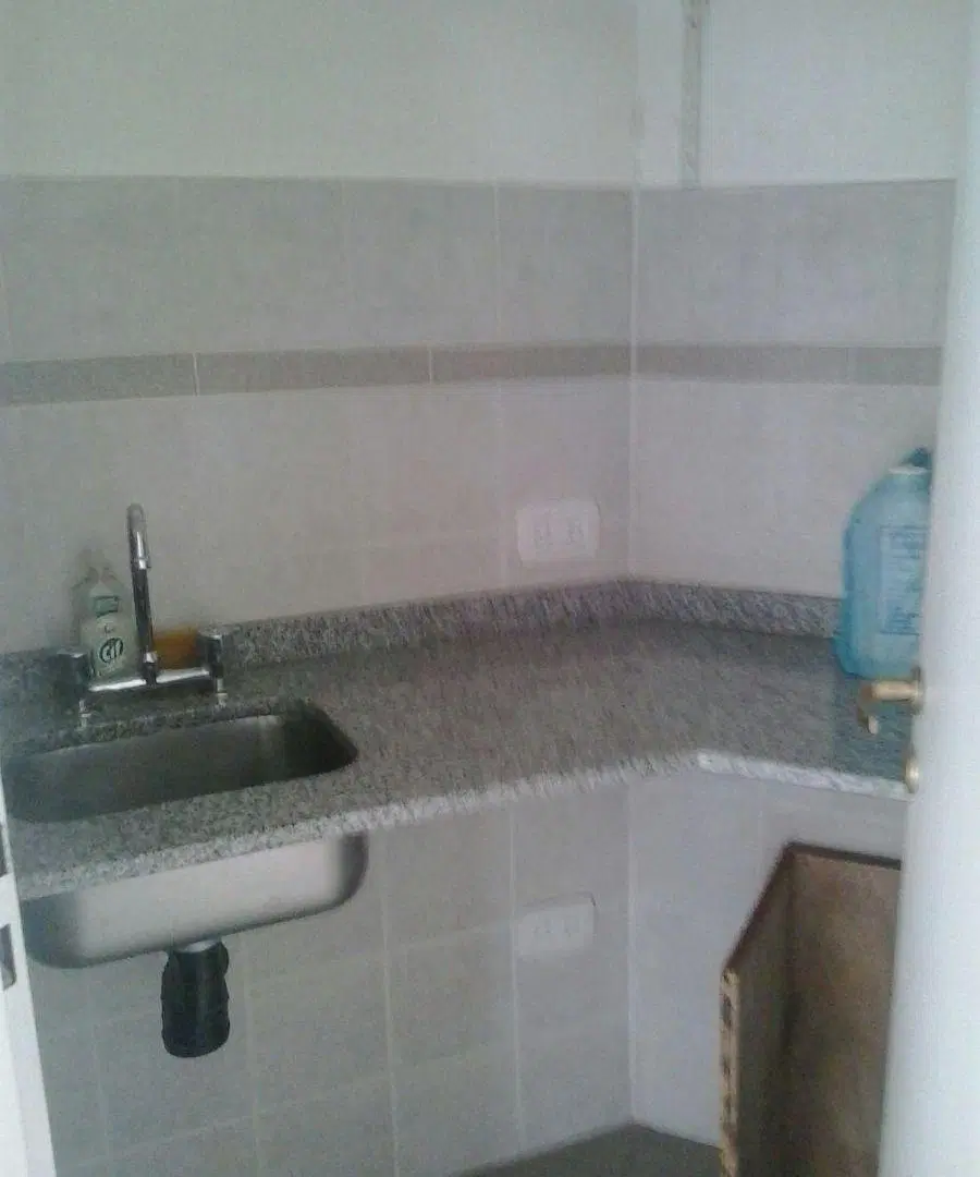 VENTA DIRECTA MONAOAMBIENTE AL FRENTE ..APTO PROFESIONAL 4