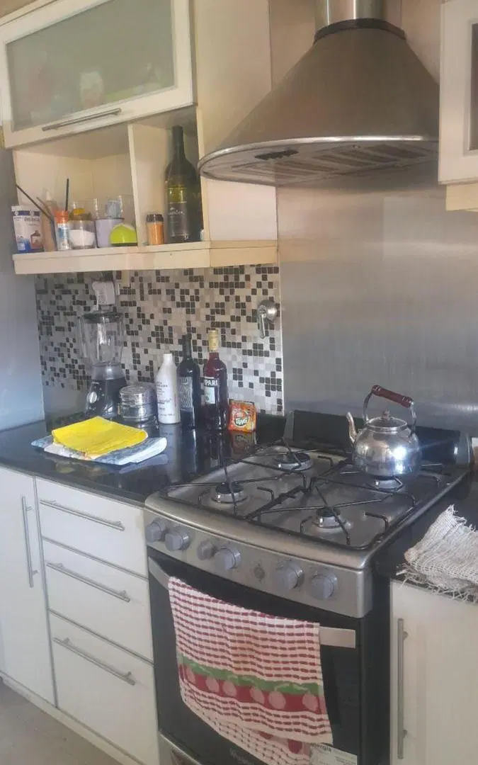 VENTA DIRECTA ..CASA CON FONDO PARQUIZADO- 1