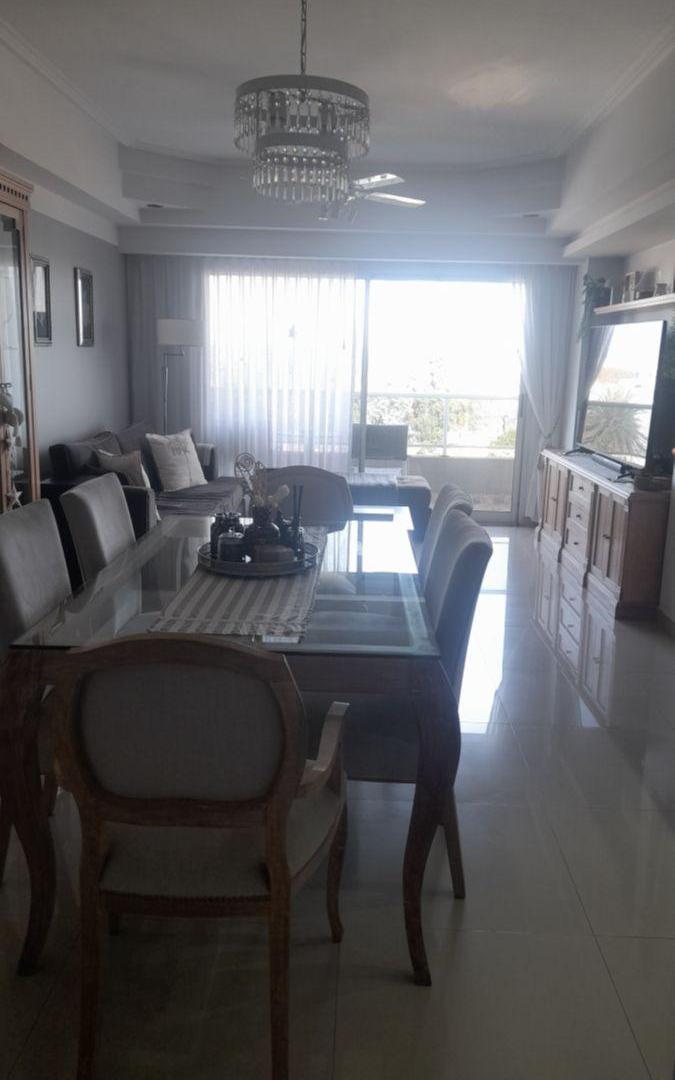 Foto de Departamento de 85 m² con 2 dormitorios en venta en Remedios de Escalada, imagen 2