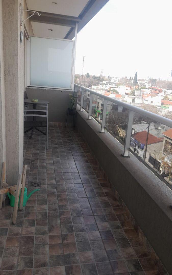 Foto de Departamento de 85 m² con 2 dormitorios en venta en Remedios de Escalada, imagen 3