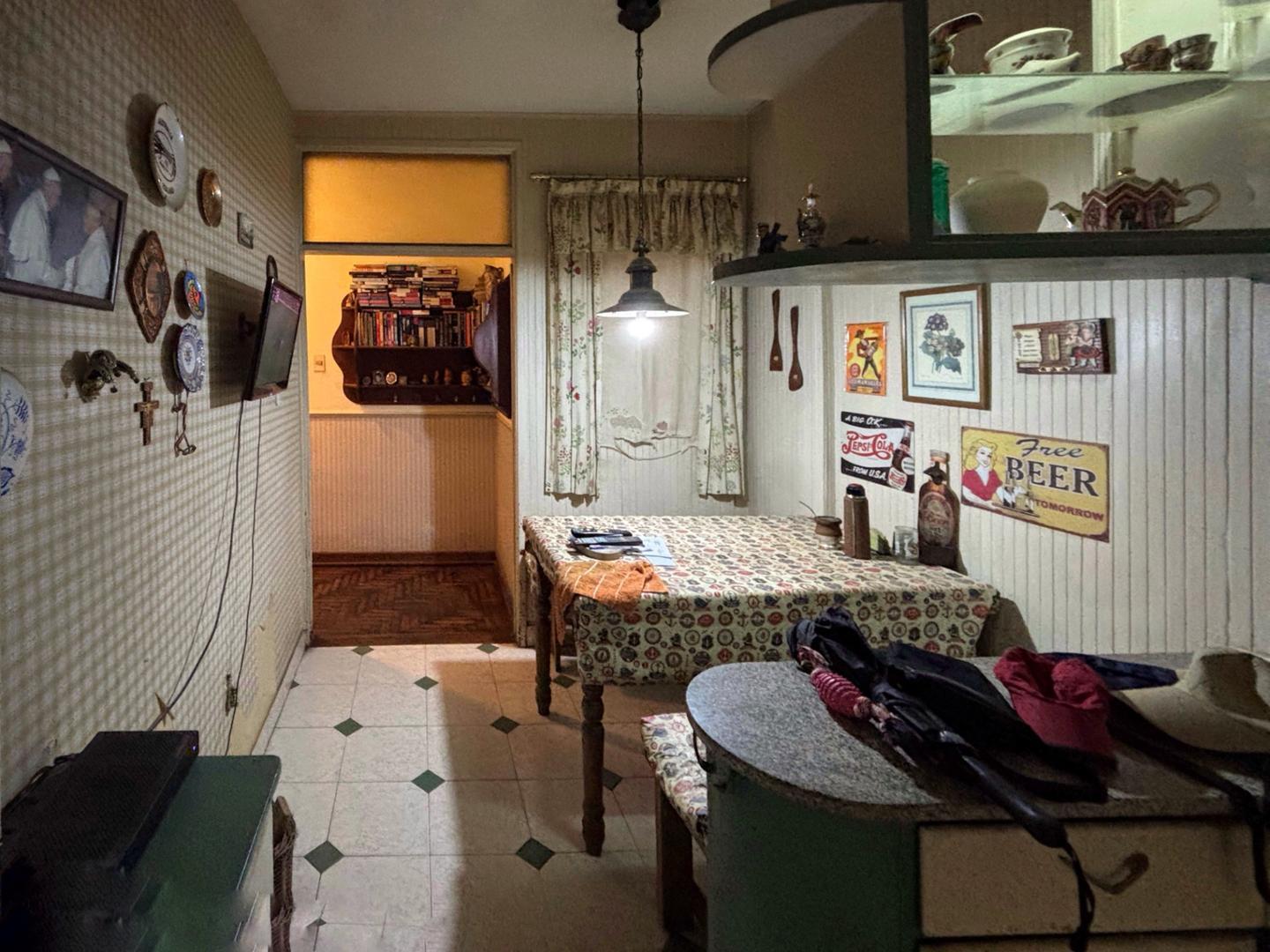 Foto de Departamento 4 ambientes c/dependencia en Belgrano, imagen 3