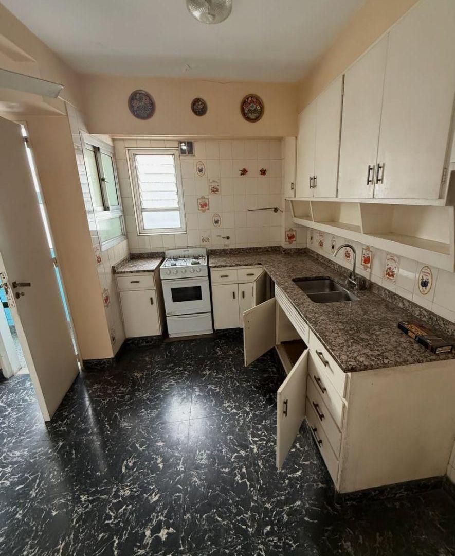 Foto de Departamento 4 ambientes con 3 baños. Y balcón, imagen 3