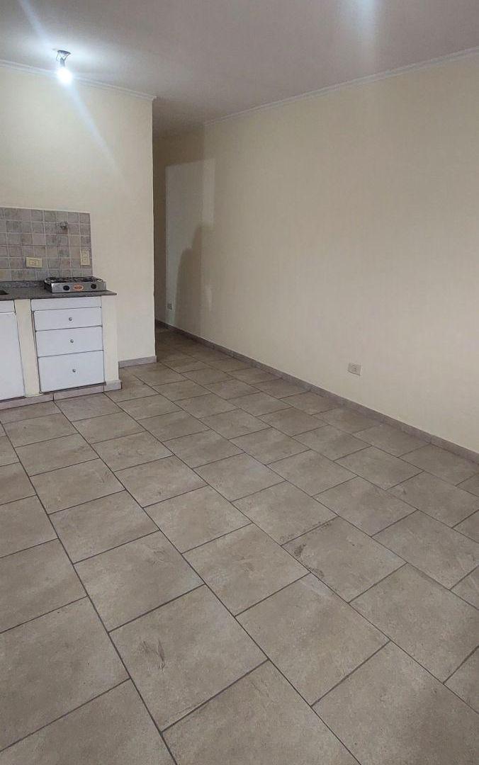 Foto de Departamento monoambiente. Sin expensas y servicios incluidos !!!, imagen 3
