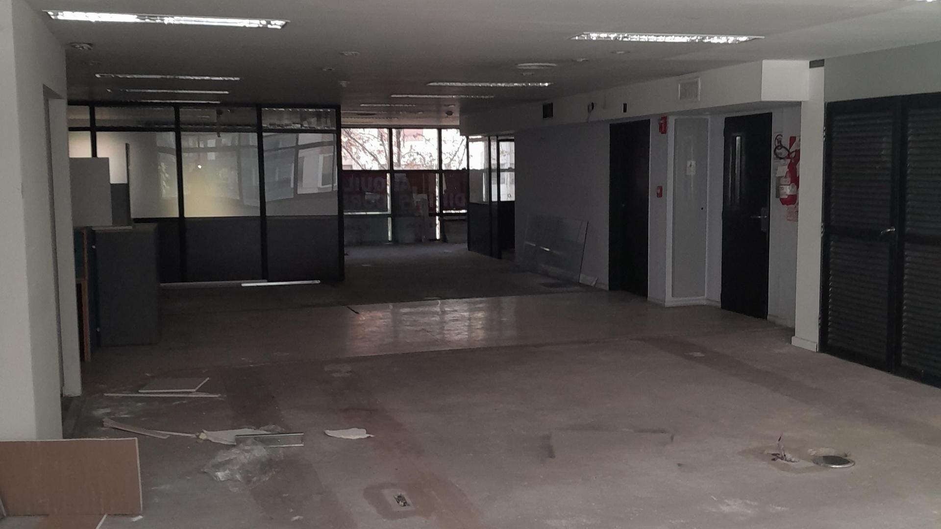 Foto de Edificio Corporativo Bv. Chacabuco 535 - 1600m2, imagen 4